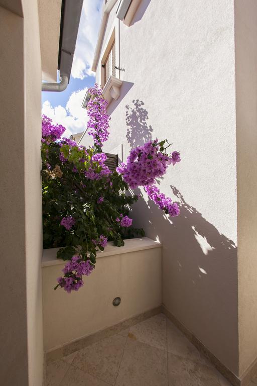 Apartments Benika Bol Dış mekan fotoğraf