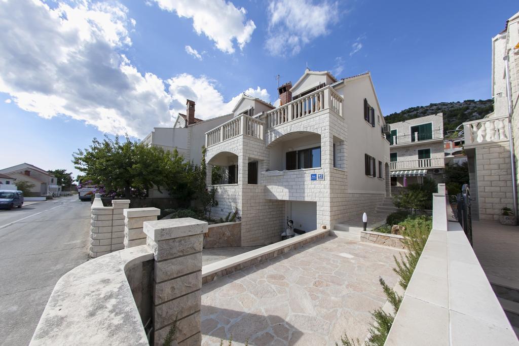 Apartments Benika Bol Dış mekan fotoğraf